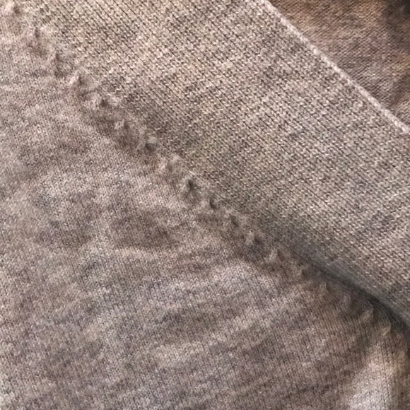 Gap sweater SZ small - Picture 3 of 3